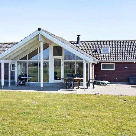 Four-bedroom Holiday In Idestrup 3 * Boto By