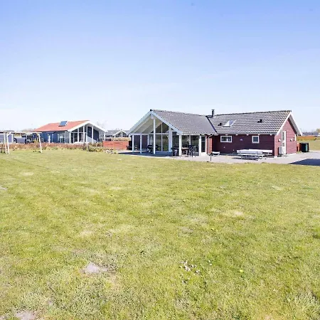 12 Person In Idestrup-by Traum Bøtø By